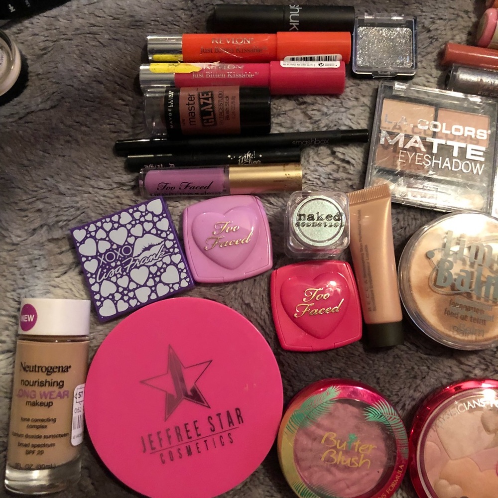 HUGE makeup bundle